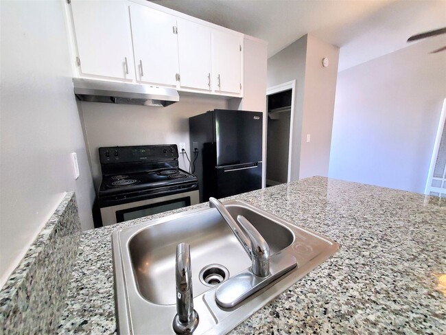 Renovated Apartments at The Brentwood on S...