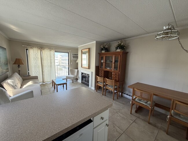 9 138th St, Unit Sky Haven #308 in Ocean City, MD - Foto de edificio - Building Photo