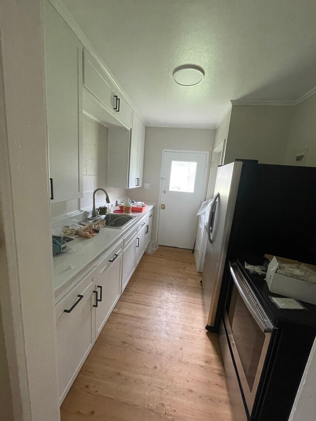 property at 1031 Coit St
