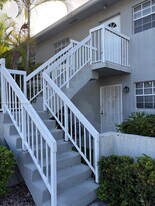 426 NE 210th Cir Terrace in Miami, FL - Building Photo