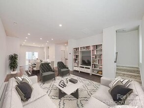 2518 Arbor Loop Dr in Charlotte, NC - Building Photo - Building Photo