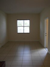 2888 Hidden Hills Rd-Unit -901 in Royal Palm Beach, FL - Building Photo - Building Photo