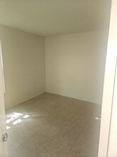 331 61st Ave E in Bradenton, FL - Building Photo - Building Photo