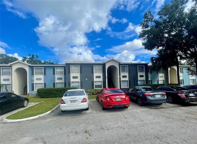 property at 2567 N Alafaya Trail