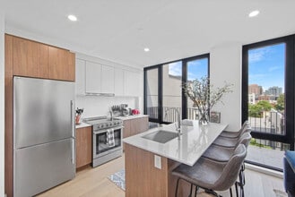 149 Green St in Brooklyn, NY - Building Photo - Building Photo