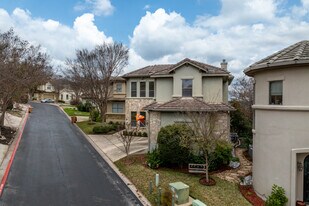 Davenport Rim Condos in Austin, TX - Building Photo