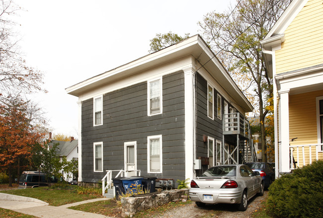 406 N State St in Ann Arbor, MI - Foto de edificio - Building Photo