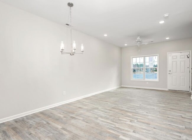 3788 S Mebane St in Burlington, NC - Foto de edificio - Building Photo