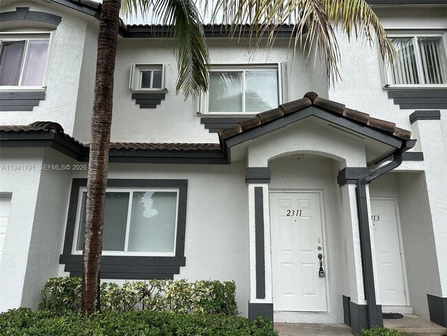 2311 SE 24th Ct in Homestead, FL - Building Photo - Building Photo