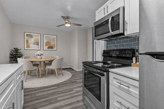 Plymouth Heritage - Plymouth, MI in Plymouth, MI - Building Photo - Building Photo