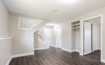19459 E Nassau Dr in Aurora, CO - Building Photo - Building Photo