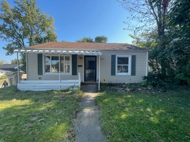 property at 1902 S Walnut St