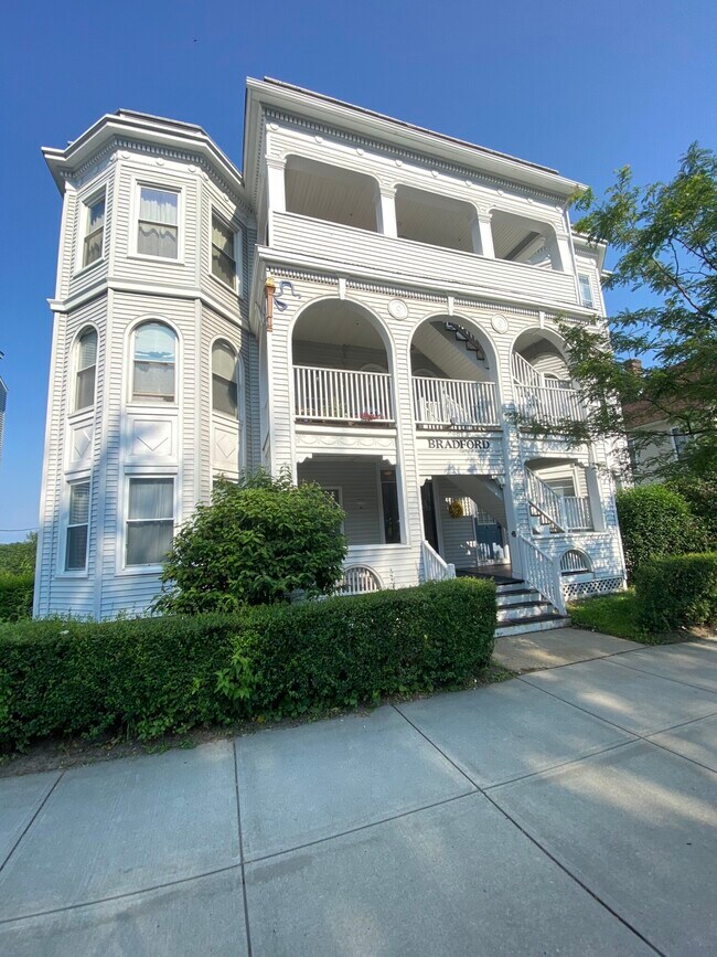 178 Lincoln St Rentals in Worcester, MA