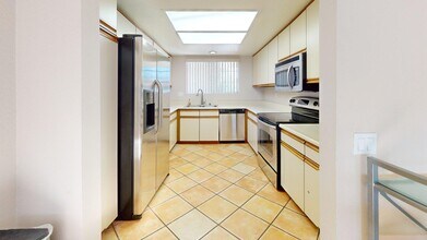 505 S Farrell Dr in Palm Springs, CA - Building Photo - Building Photo