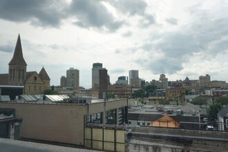 1827 East Ave in Rochester, NY - Building Photo - Building Photo