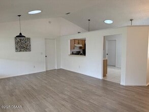 5922 Phyllis Lou Cir in Port Orange, FL - Building Photo - Building Photo