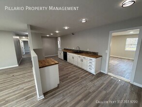 7903 Roseway Ct in Indianapolis, IN - Building Photo - Building Photo