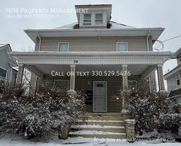 34 Grand Ave in Akron, OH - Building Photo