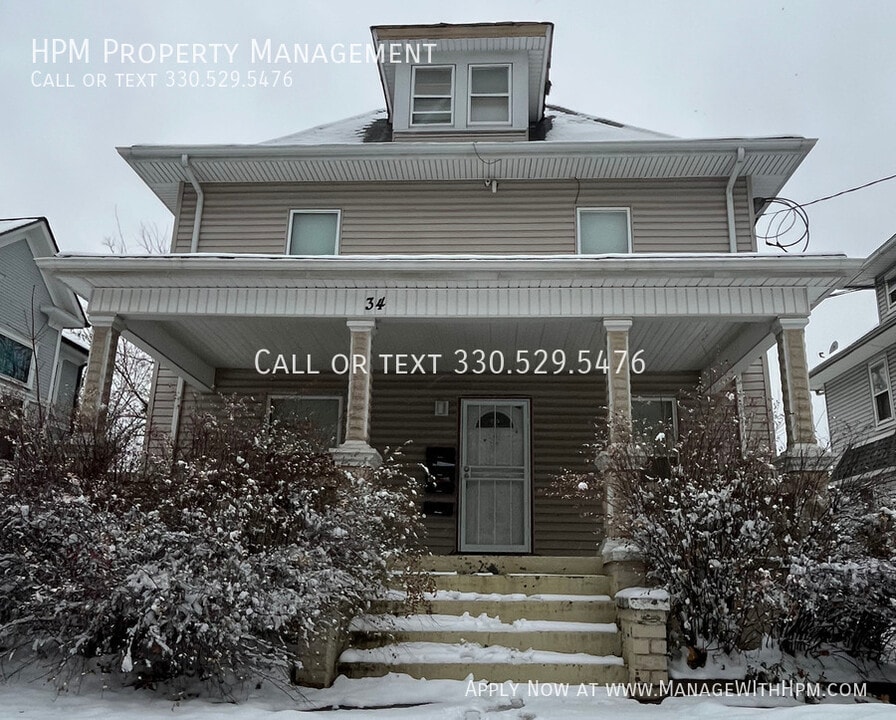 34 Grand Ave in Akron, OH - Foto de edificio