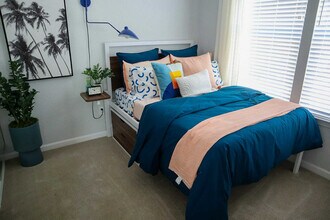 Aspen Heights Tampa in Tampa, FL - Building Photo - Building Photo