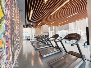 111 N Canal St, Unit 2611 in Chicago, IL - Building Photo - Building Photo