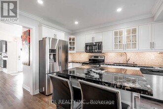 62 Ian Dr in Georgina, ON - Building Photo - Building Photo