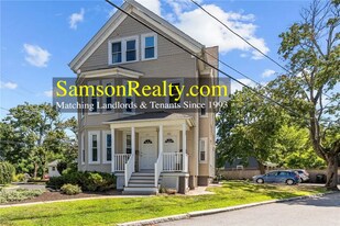 311 Highland Ave in Providence, RI - Building Photo