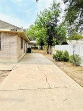 2804 Gumwood Ave W in McAllen, TX - Building Photo - Building Photo