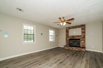 2483 Wood Meadows Dr in Marietta, GA - Building Photo - Building Photo