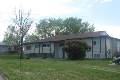 River Buttes in Chamberlain, SD - Foto de edificio - Building Photo