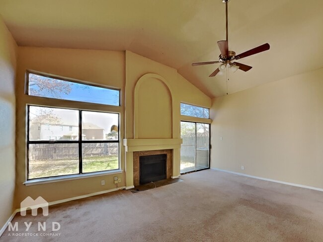 3118 Beacon Field Dr in San Antonio, TX - Building Photo - Building Photo