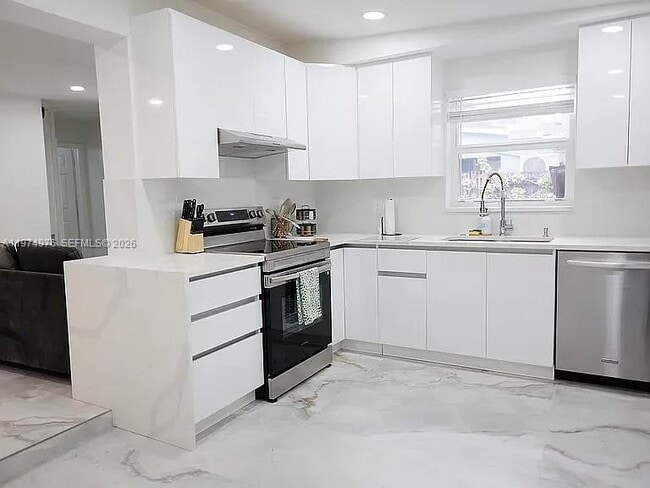 property at 1649 NE 8th Ave