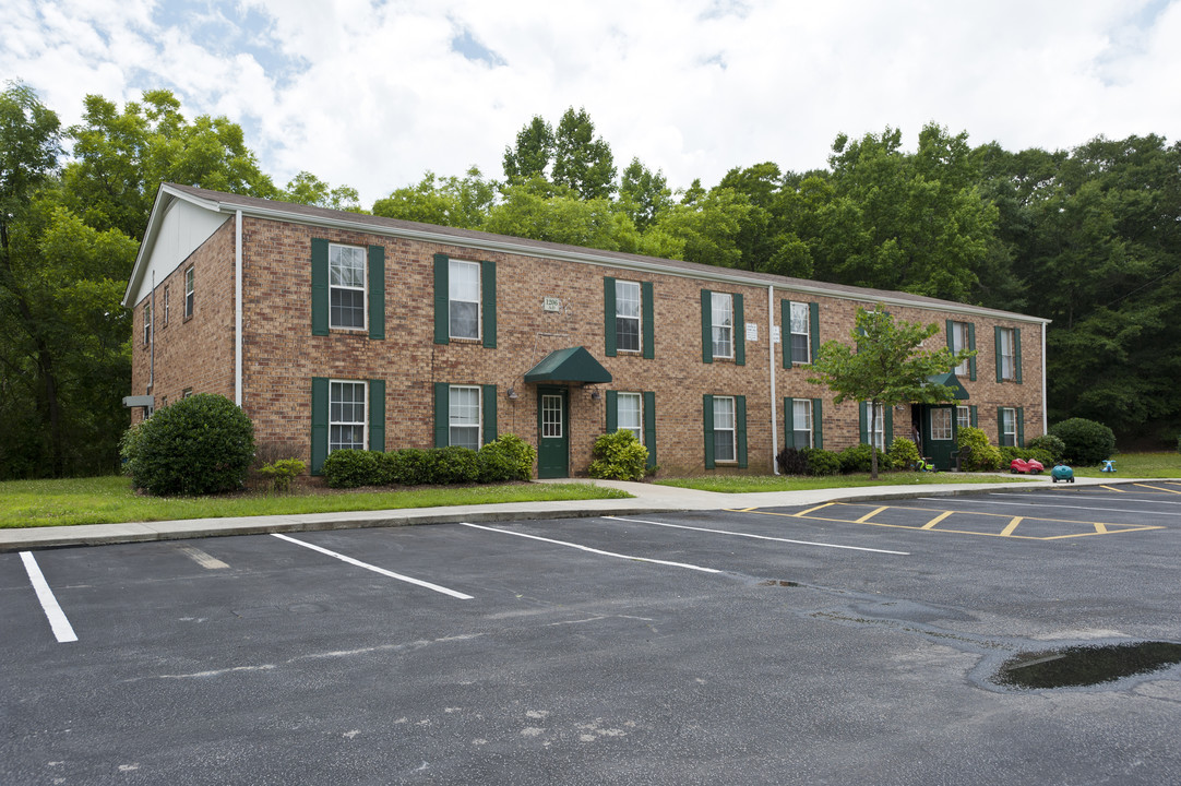 Willows East in Conyers, GA - Foto de edificio