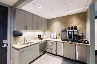 330 Las Colinas Blvd E in Irving, TX - Building Photo - Building Photo