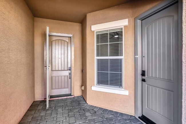 property at 8723 W Vista Ave