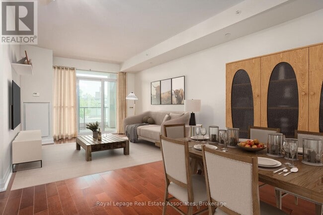 11 Bronte Rd in Oakville, ON - Building Photo - Building Photo