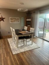 1801 Lynnette Ct in Eau Claire, WI - Foto de edificio - Building Photo
