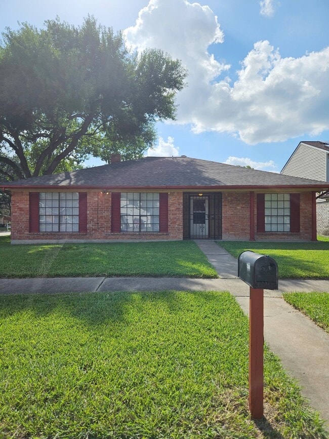 property at 7206 Navidad Rd