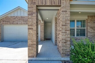 520 Pandora Cv in Jarrell, TX - Building Photo - Building Photo