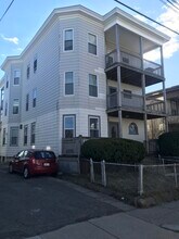 19 Coral Ave in Winthrop, MA - Building Photo - Building Photo