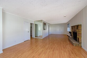 101 Troy Ave in East Atlantic Beach, NY - Building Photo - Building Photo