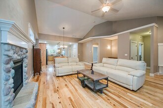 4667 W Hidden Springs Dr in Boise, ID - Building Photo - Building Photo