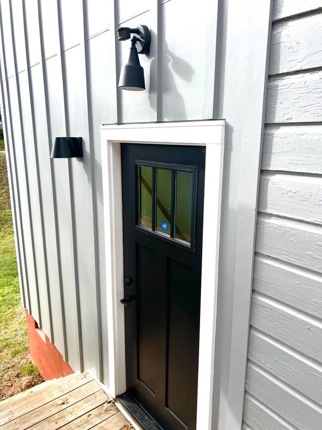 10 Phifer St in Asheville, NC - Building Photo - Building Photo