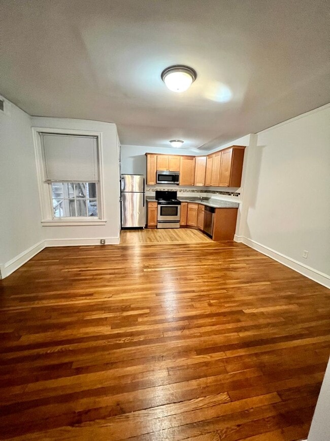 1106 West Franklin St