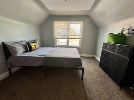 5284 Devonshire Rd in Detroit, MI - Building Photo