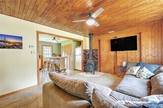 52 Leroy Dr in East Providence, RI - Building Photo - Building Photo