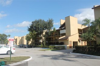 2039 Coral Ridge Dr in Coral Springs, FL - Building Photo - Building Photo