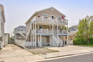 203 Bayshore Ave