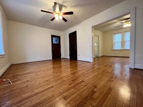 4155-63 Magnolia Avenue in St. Louis, MO - Building Photo - Interior Photo