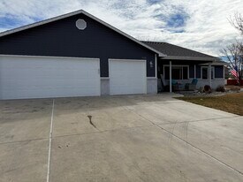 938 Elberta Dr in Fruita, CO - Building Photo
